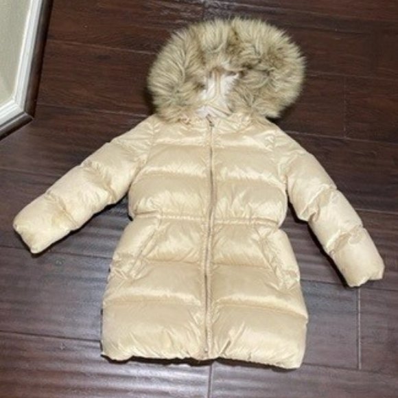 Gap Fur Hood Girls Puffer Coat - Picture 2 of 3